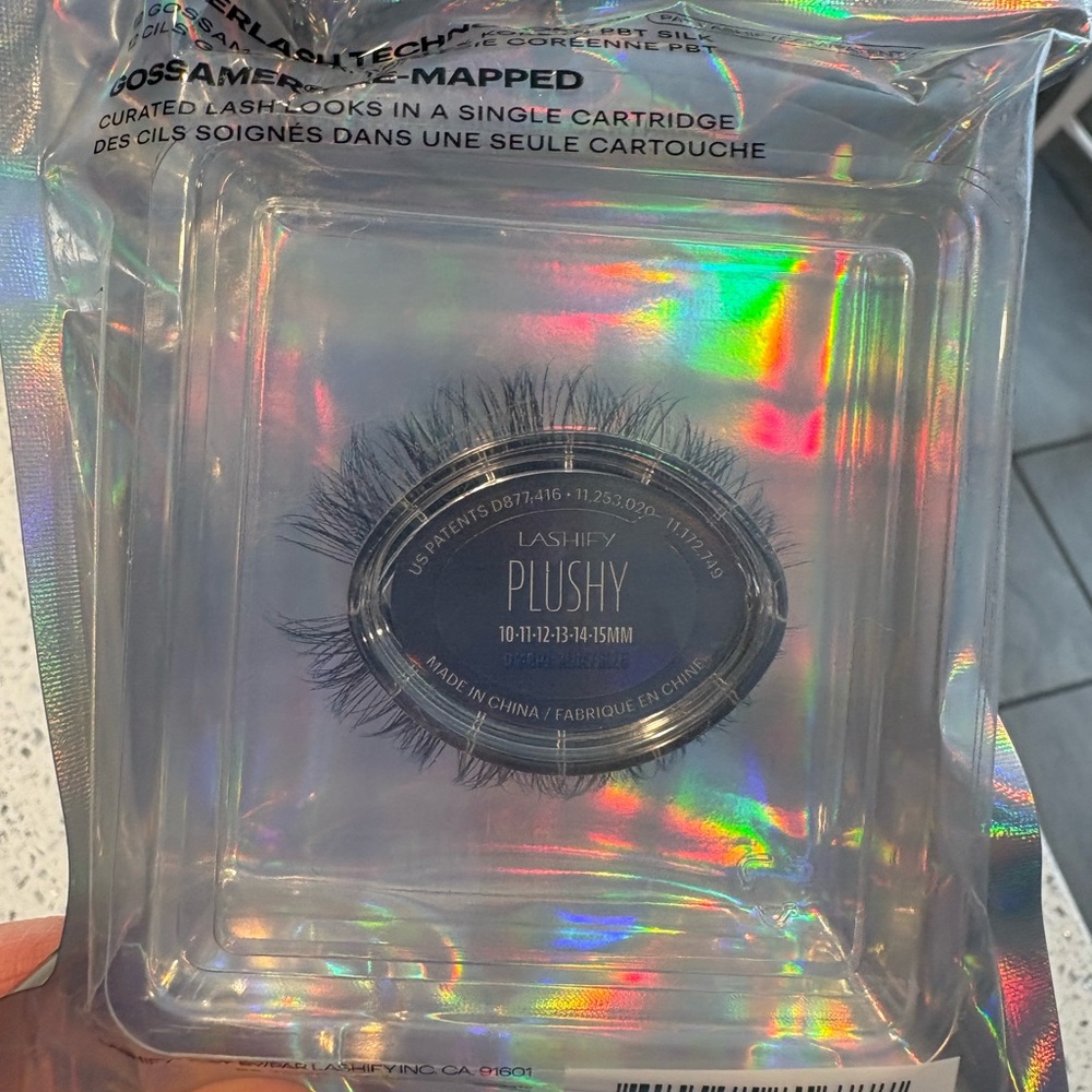 LASHIFY I-Line and Plushy Eyelash Bundle